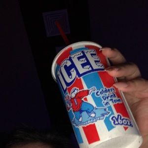 Meet your Posher, Isabella